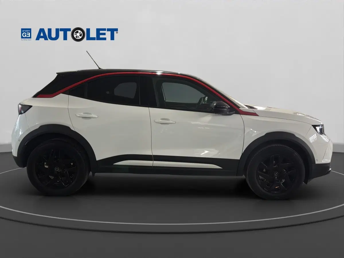 Opel Mokka usata a Genova (4)