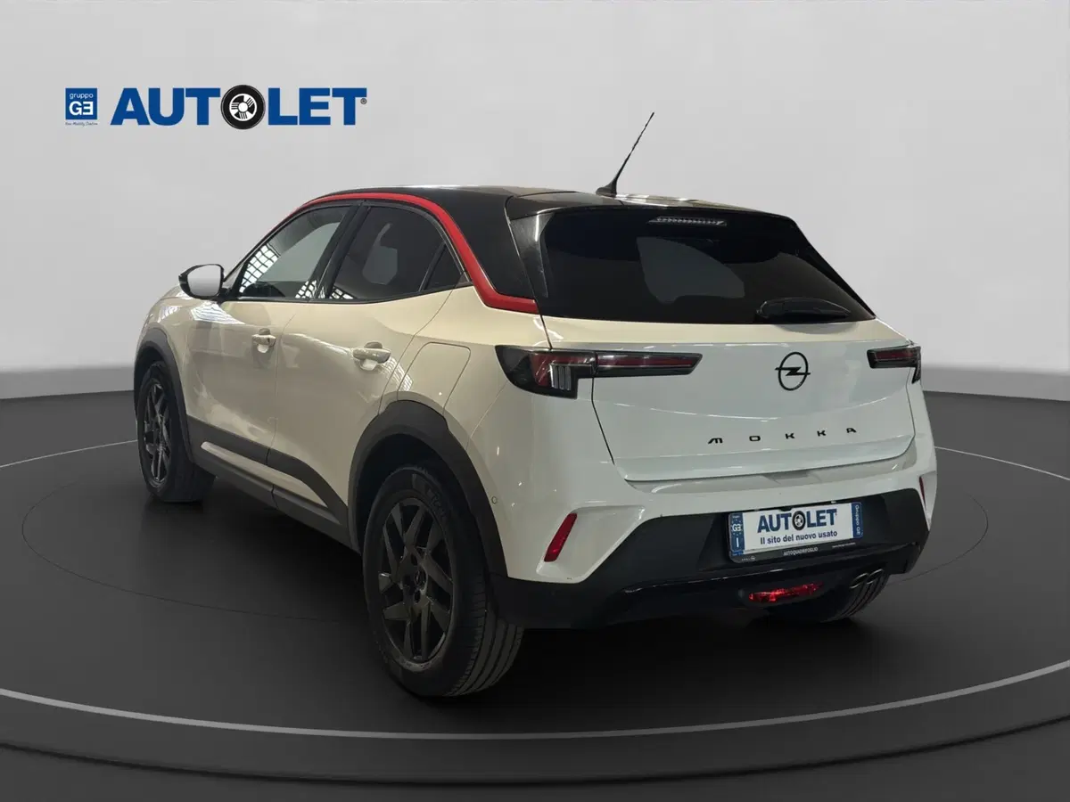Opel Mokka usata a Genova (8)