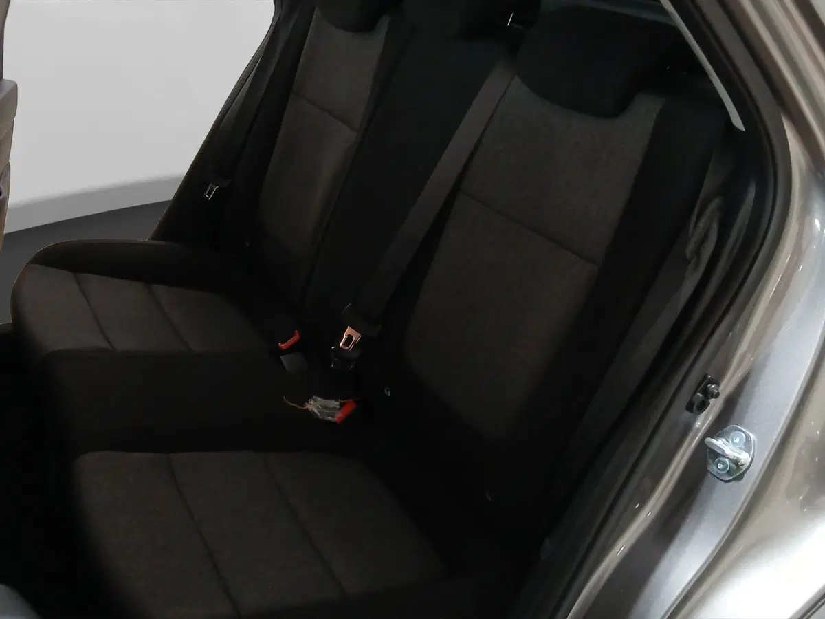 Kia Stonic nuova a Genova (10)