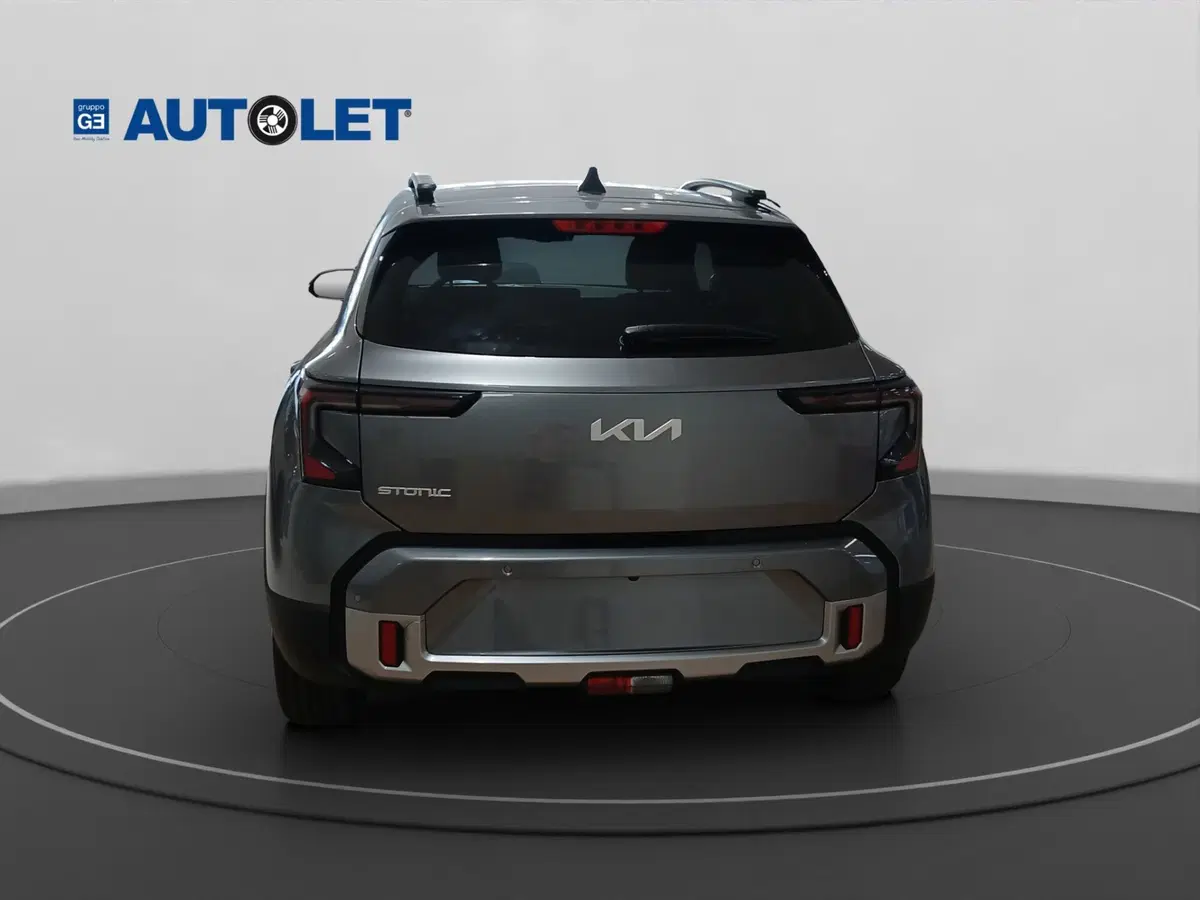 Kia Stonic nuova a Genova (6)