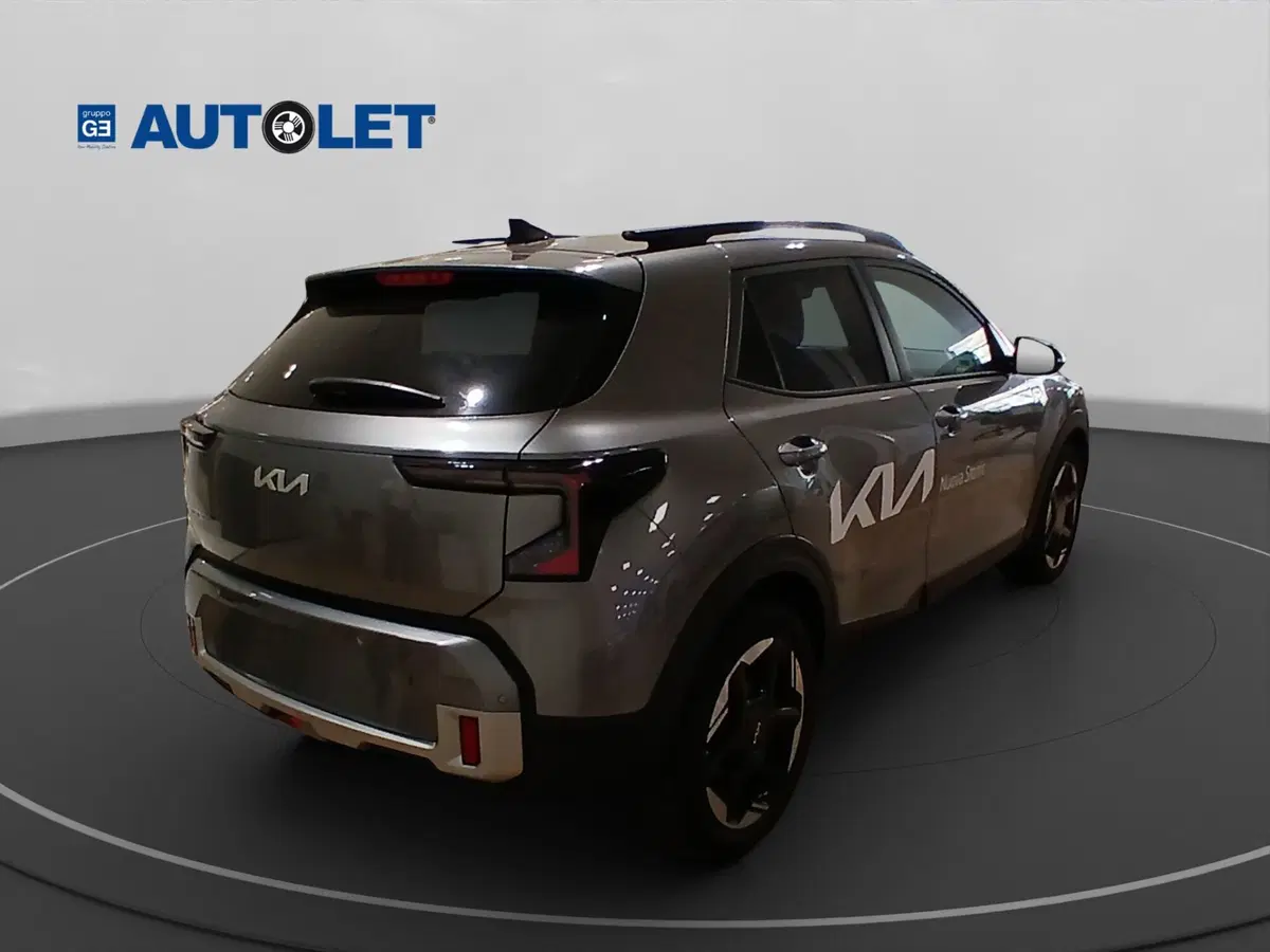 Kia Stonic nuova a Genova (7)