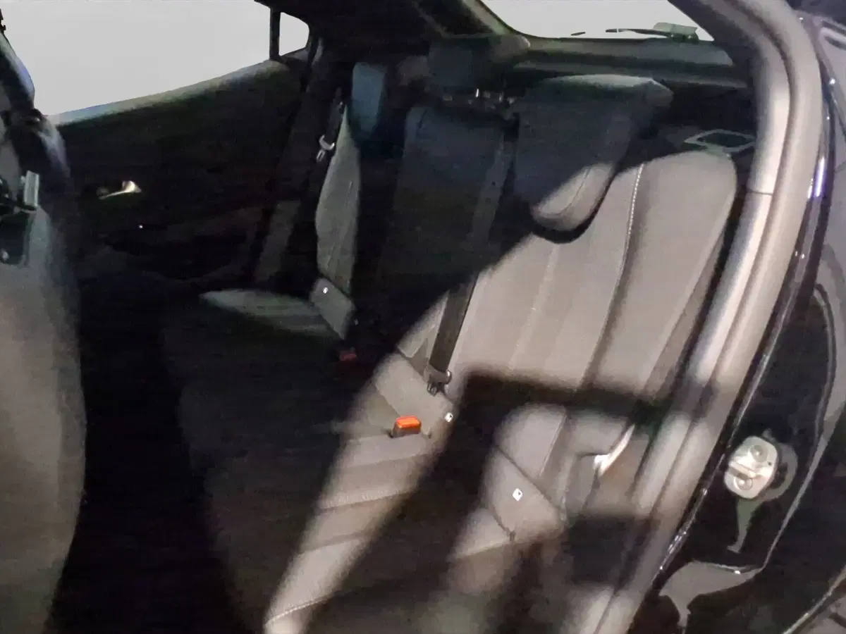 Opel Mokka usata a Genova (10)