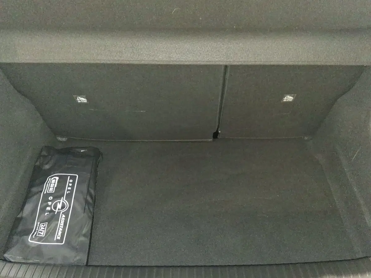 Opel Mokka usata a Genova (17)