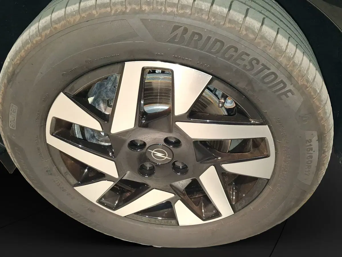 Opel Mokka usata a Genova (18)