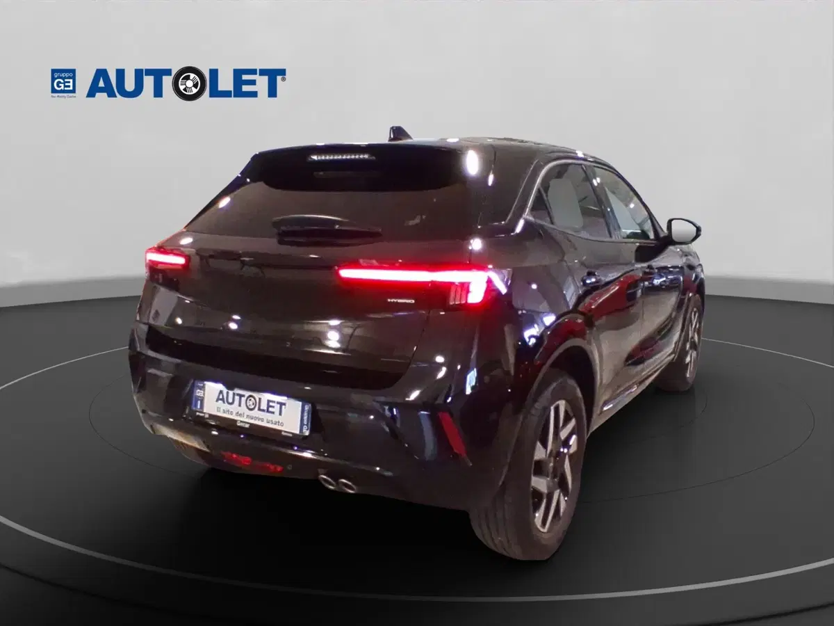 Opel Mokka usata a Genova (7)