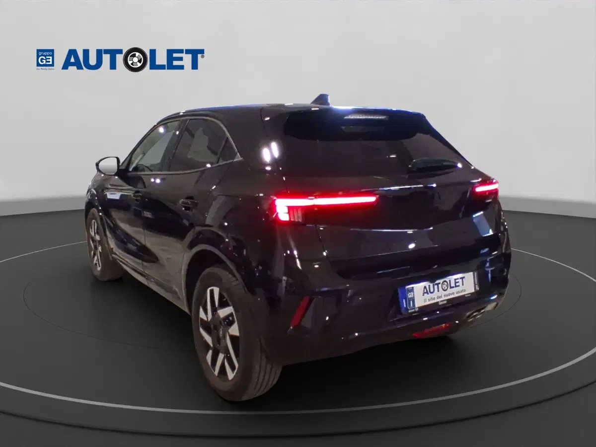 Opel Mokka usata a Genova (8)