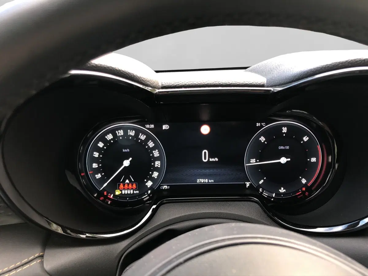 Alfa Romeo Tonale usata a Genova (13)
