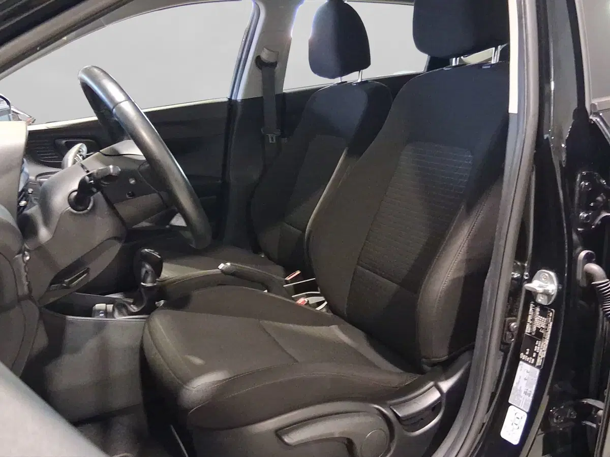 Hyundai i20 usata a Genova (9)