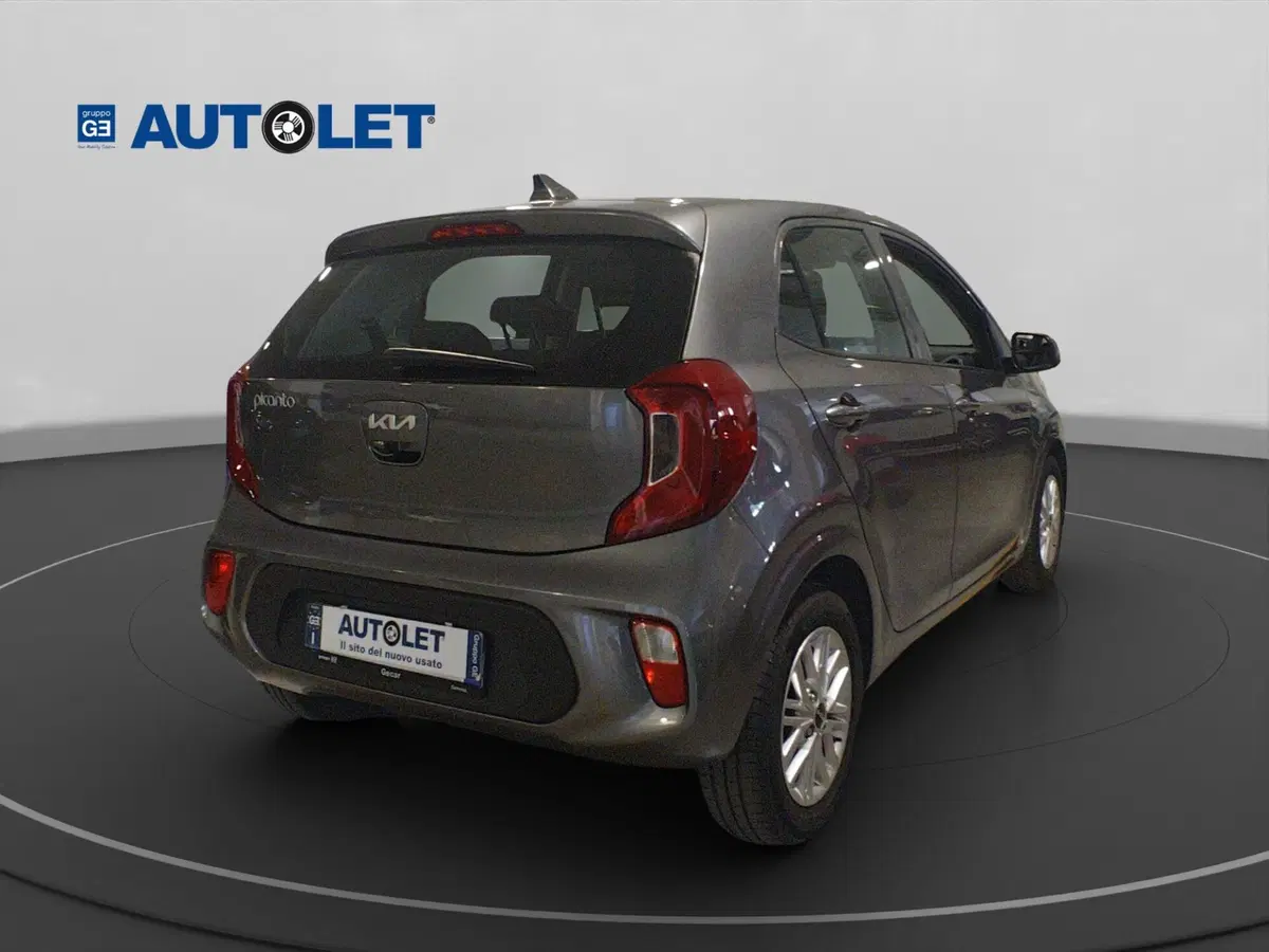 Kia Picanto usata a Genova (7)