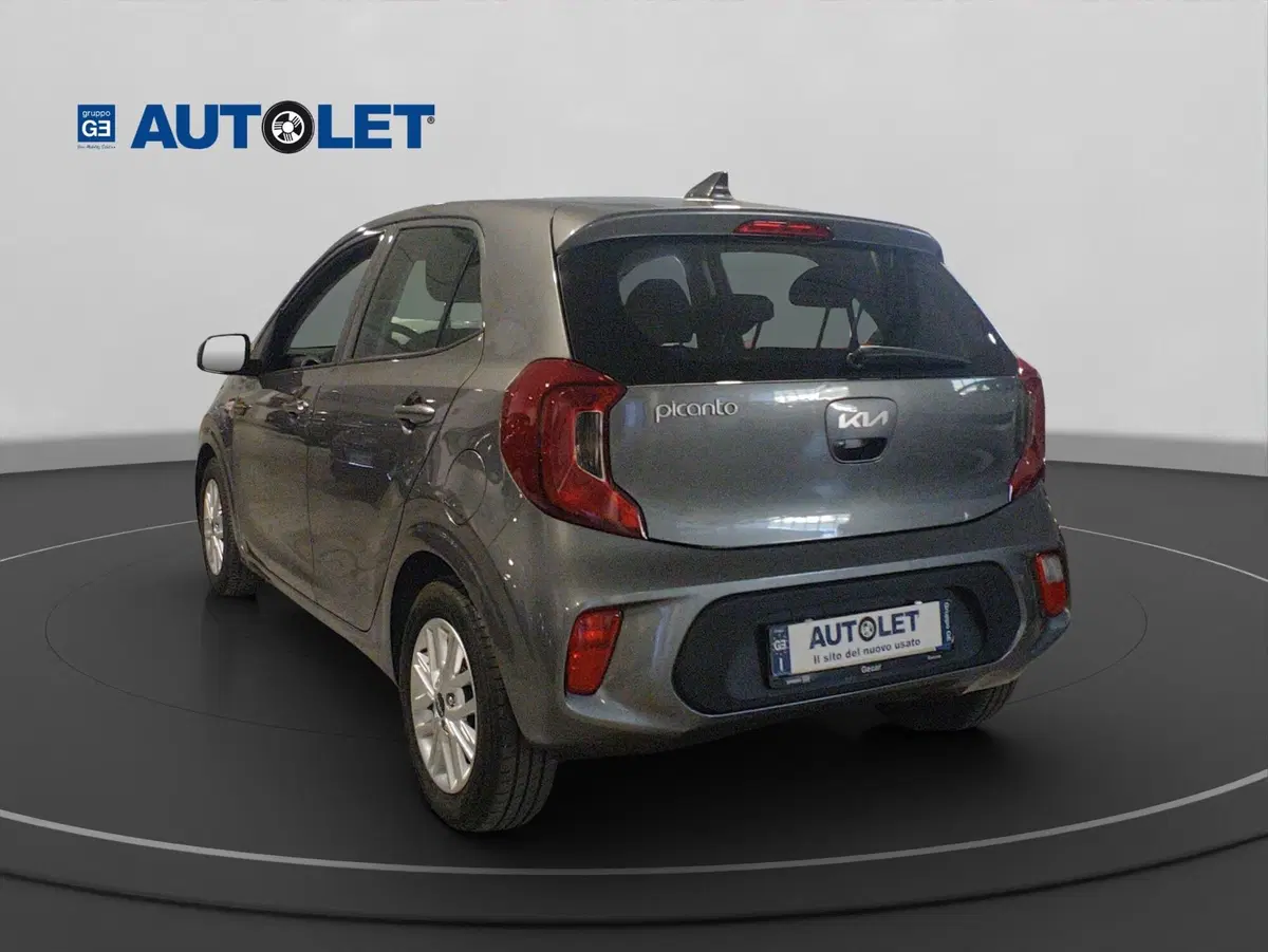 Kia Picanto usata a Genova (8)