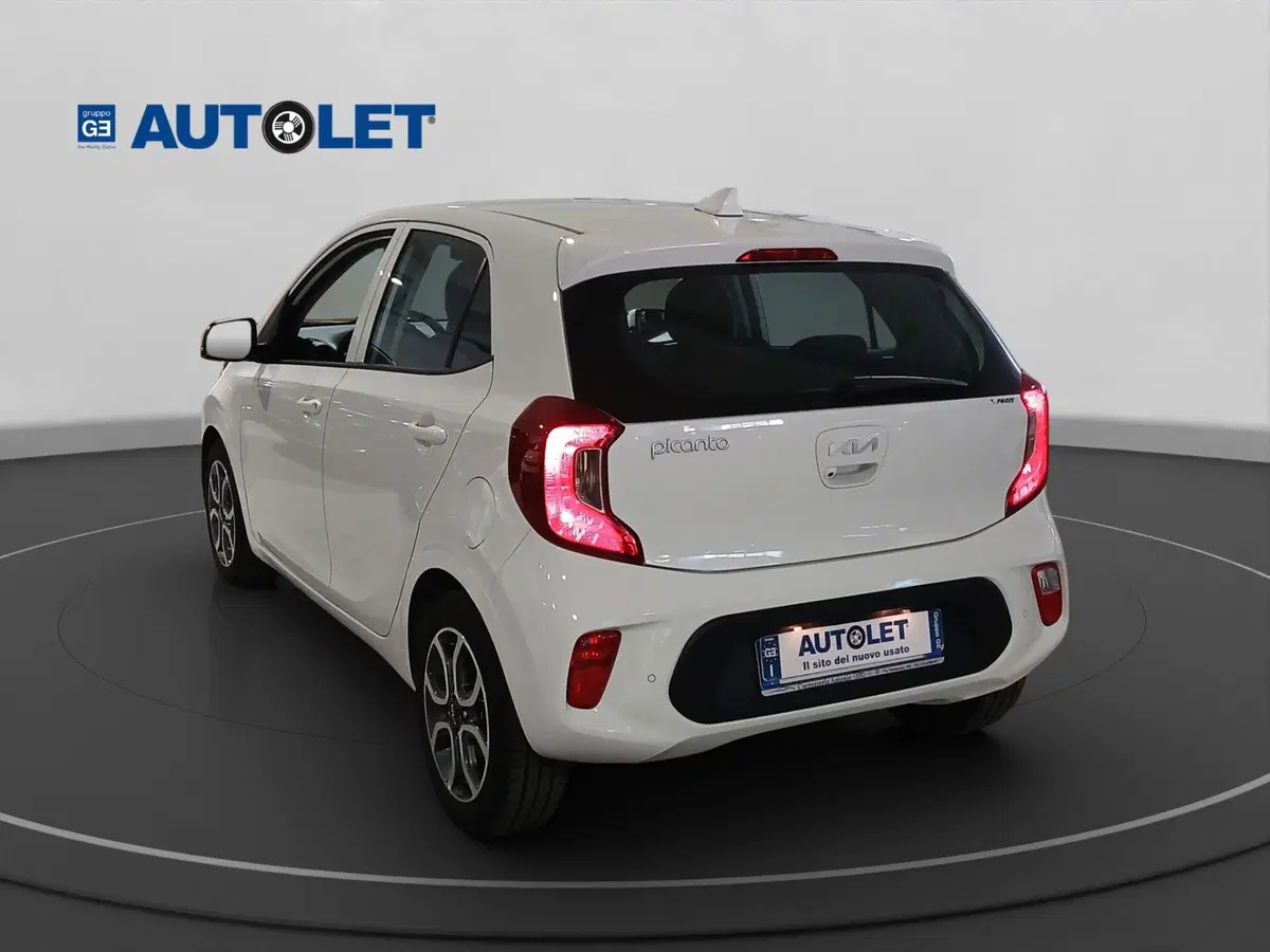 Kia Picanto usata a Genova (8)