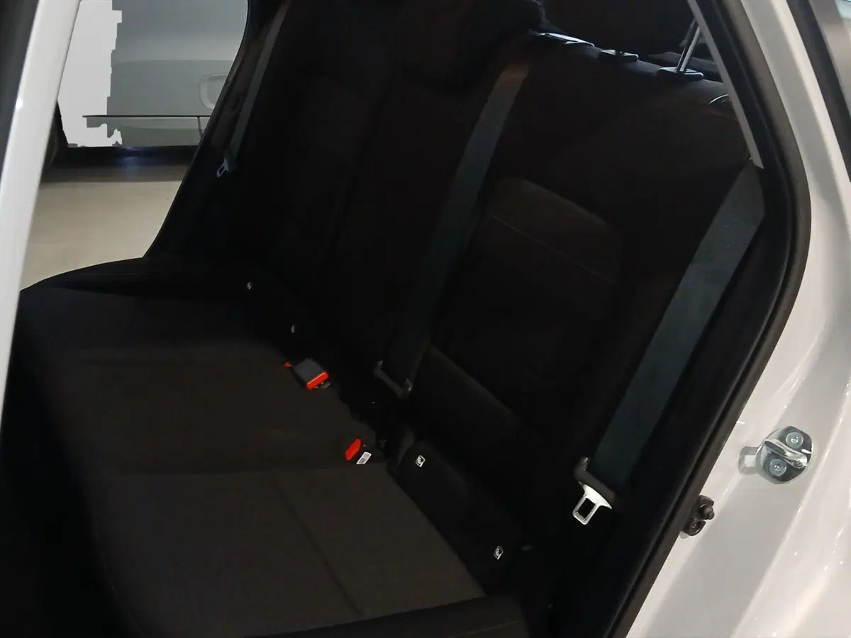 Hyundai Bayon usata a Genova (10)