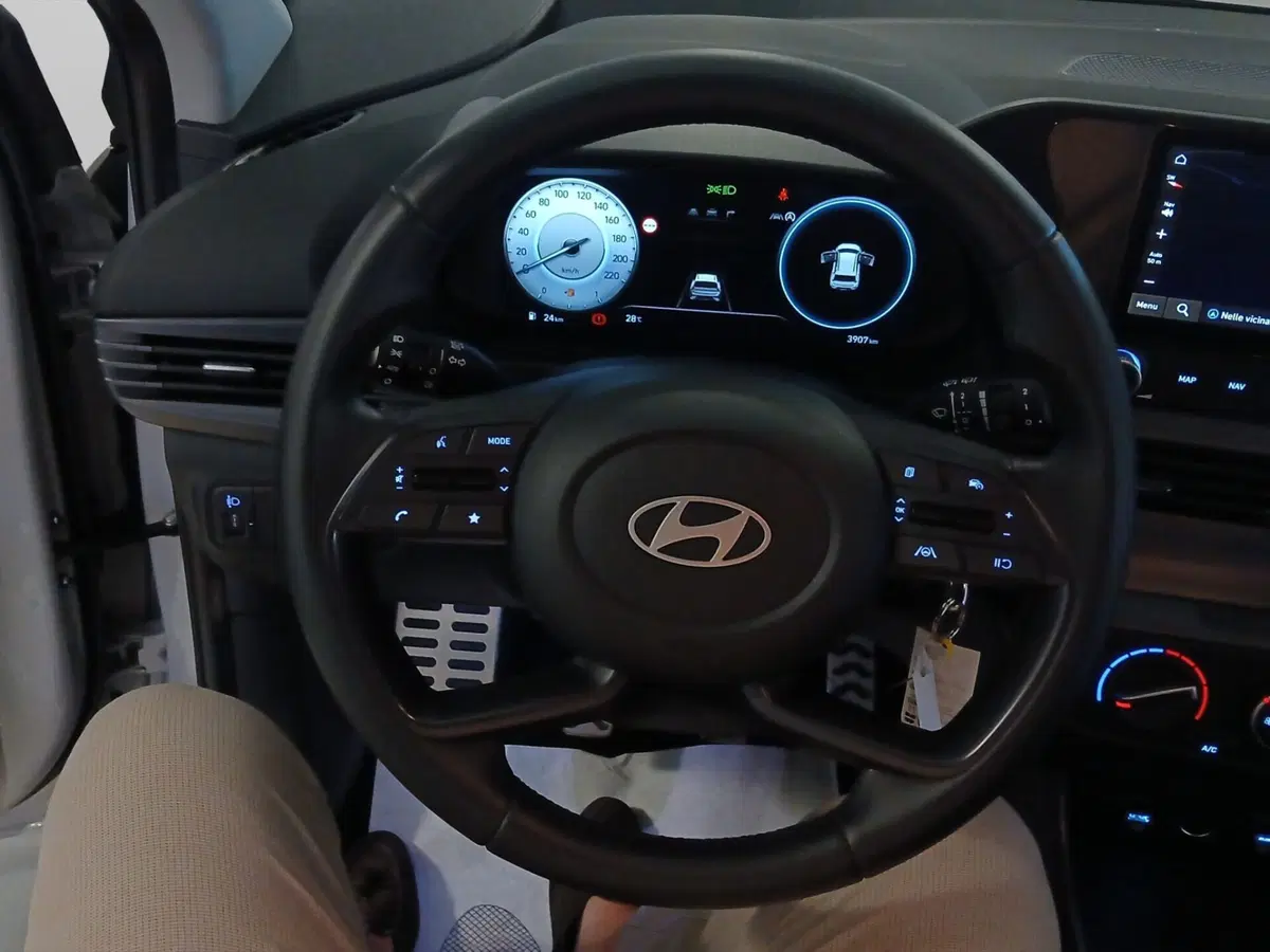 Hyundai Bayon usata a Genova (14)