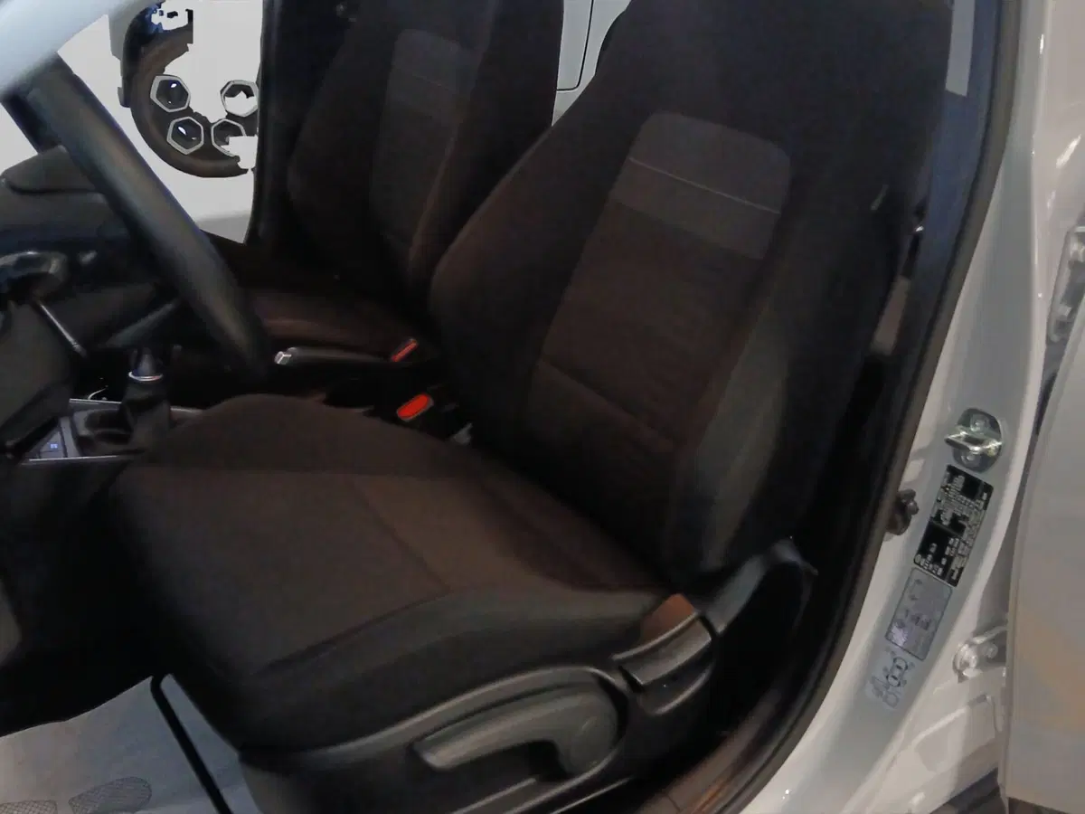 Hyundai Bayon usata a Genova (9)