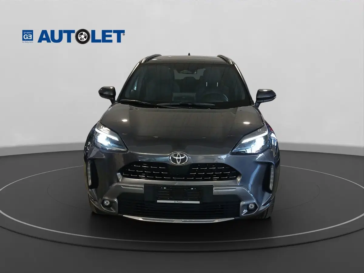 Toyota Yaris Cross nuova a Genova (2)