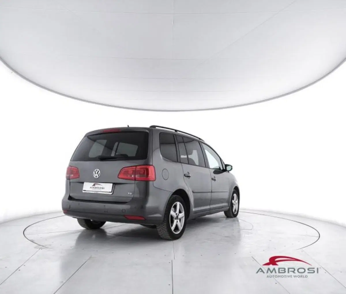 Volkswagen Touran usata a Perugia (3)