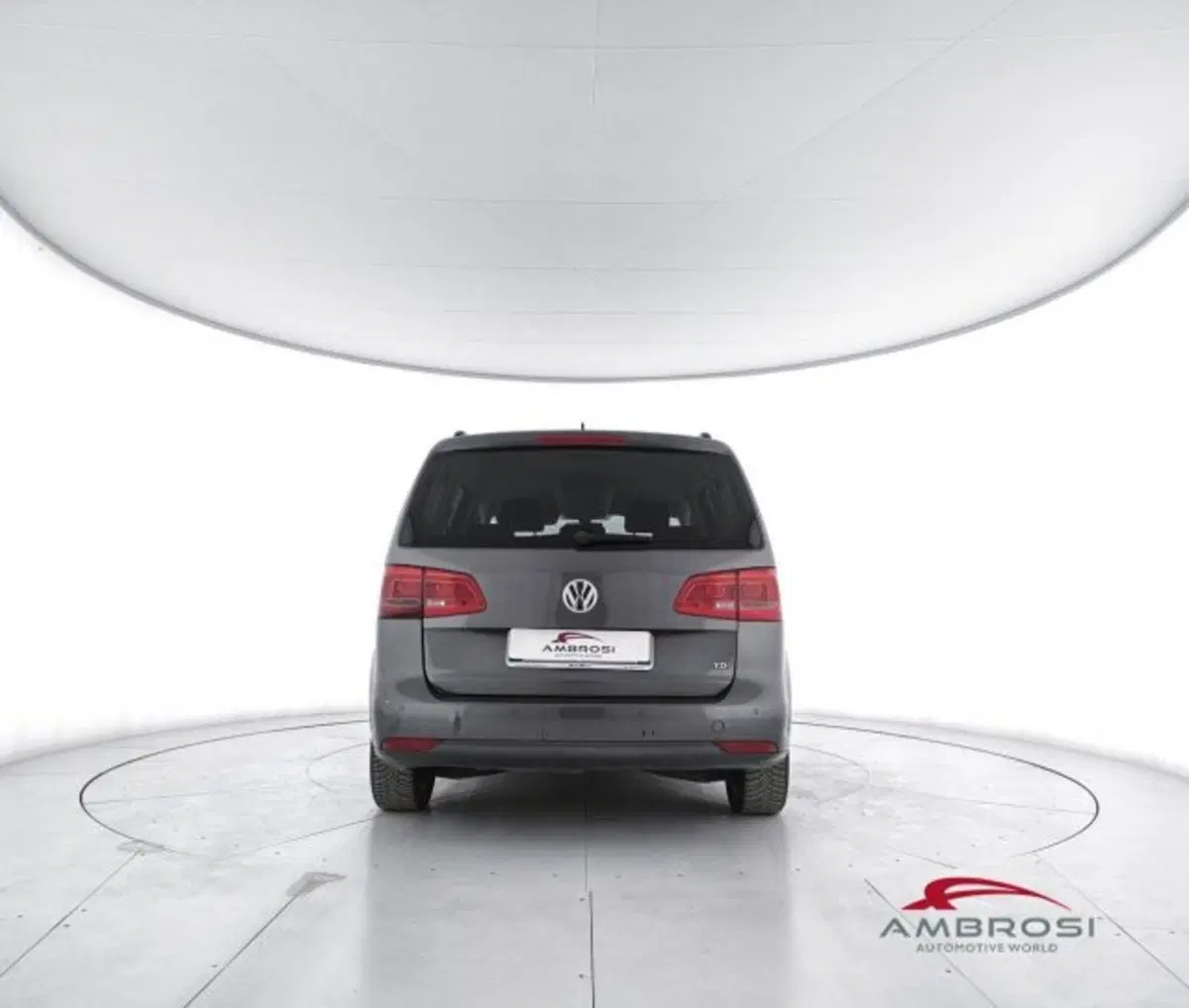 Volkswagen Touran usata a Perugia (6)