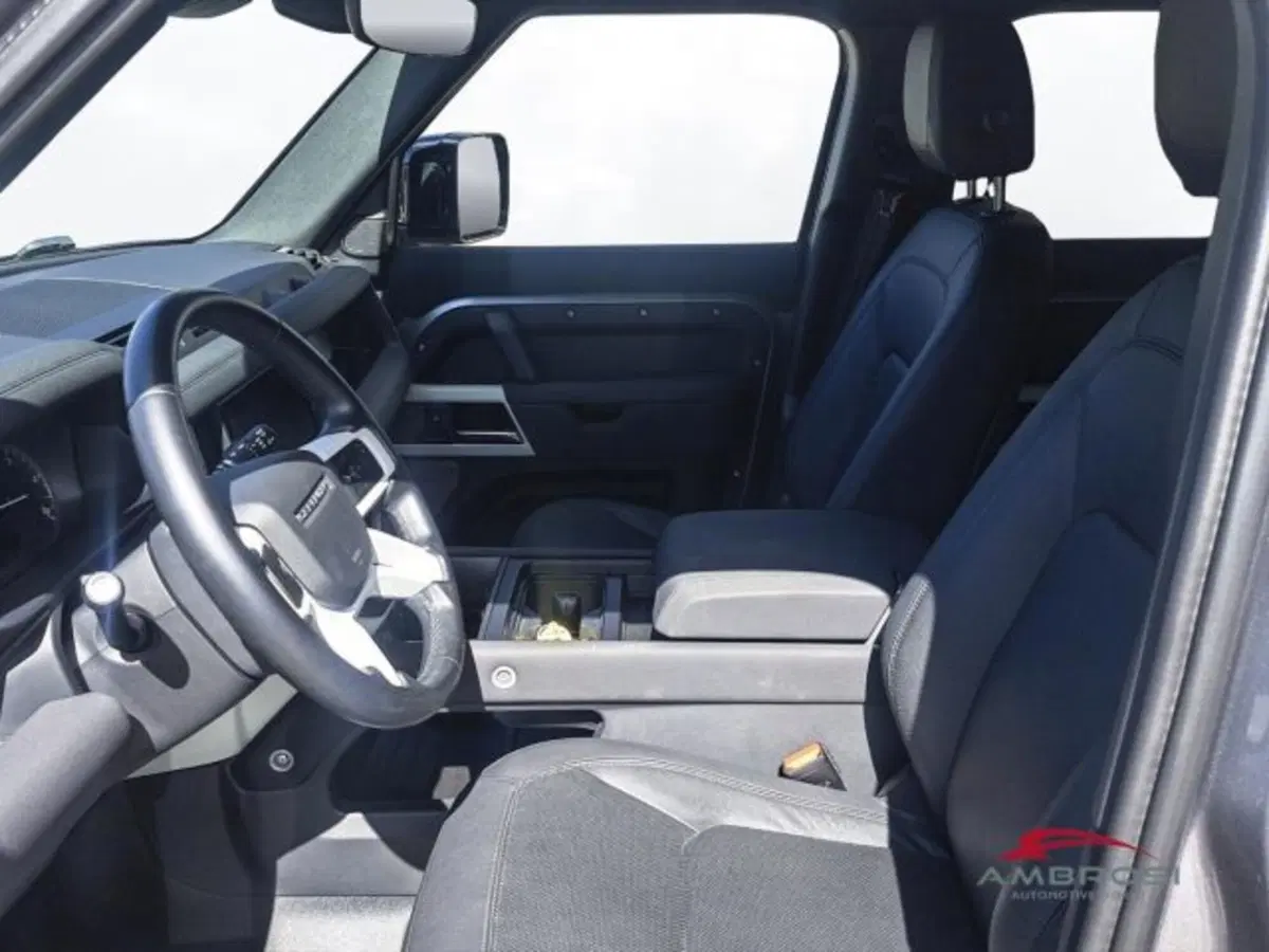 Land Rover Defender usata a Perugia (9)