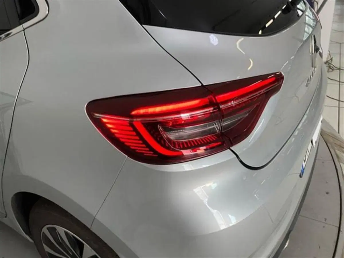 Renault Clio usata a Como (8)