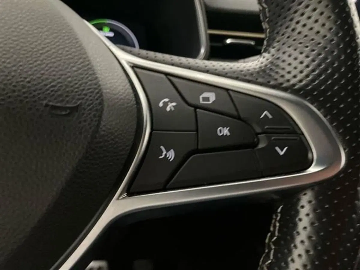 Renault Clio usata a Como (18)