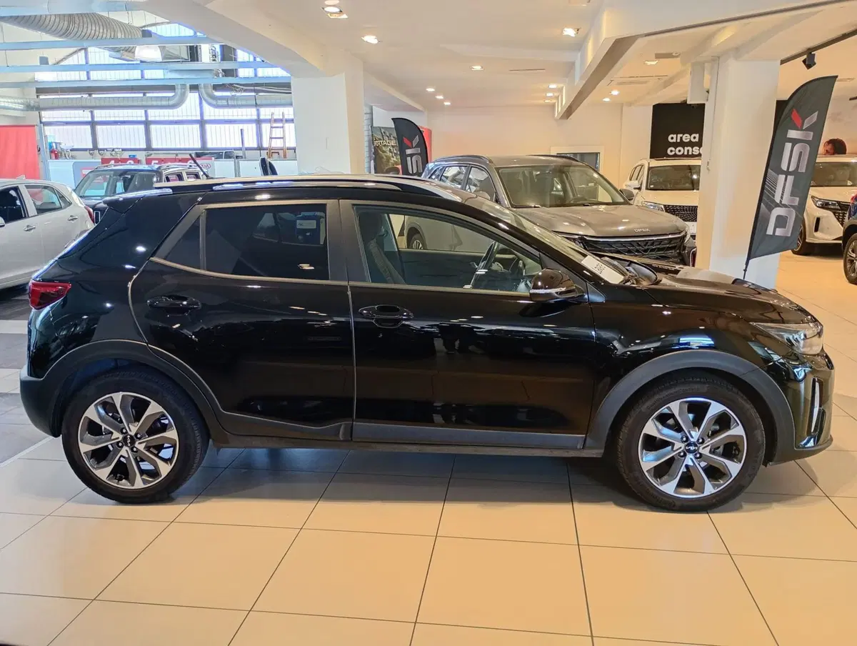 Kia Stonic usata a Firenze (6)