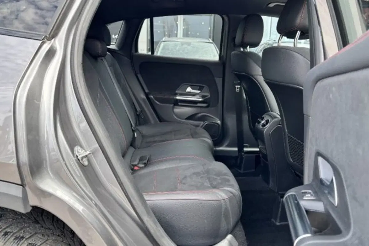 Mercedes-Benz GLA SUV usata a Latina (10)