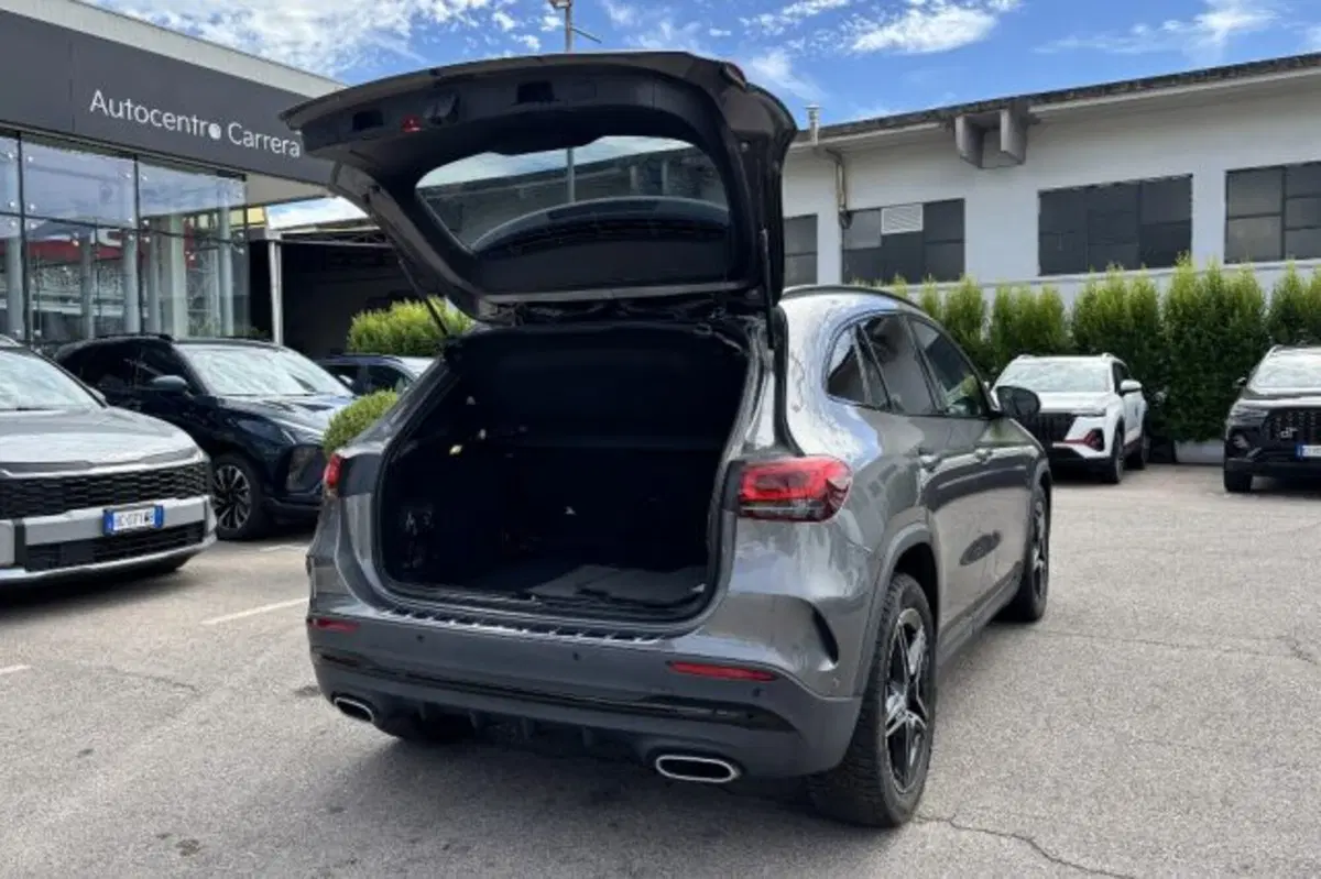 Mercedes-Benz GLA SUV usata a Latina (7)