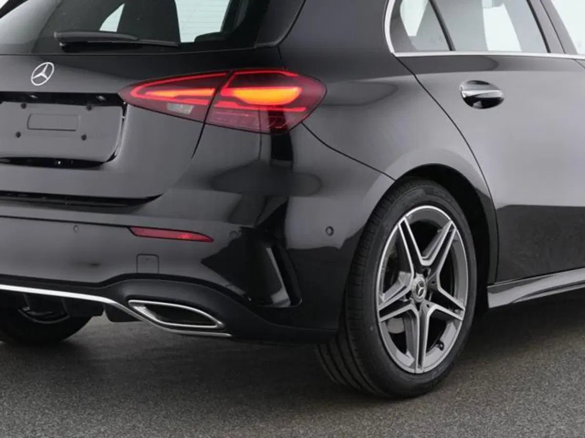 Mercedes-Benz Classe A Sedan usata a Milano (4)