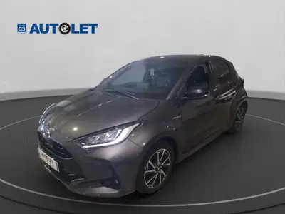 Toyota Yaris 1.5 Hybrid 5 porte Lounge del 2021 usata a Genova