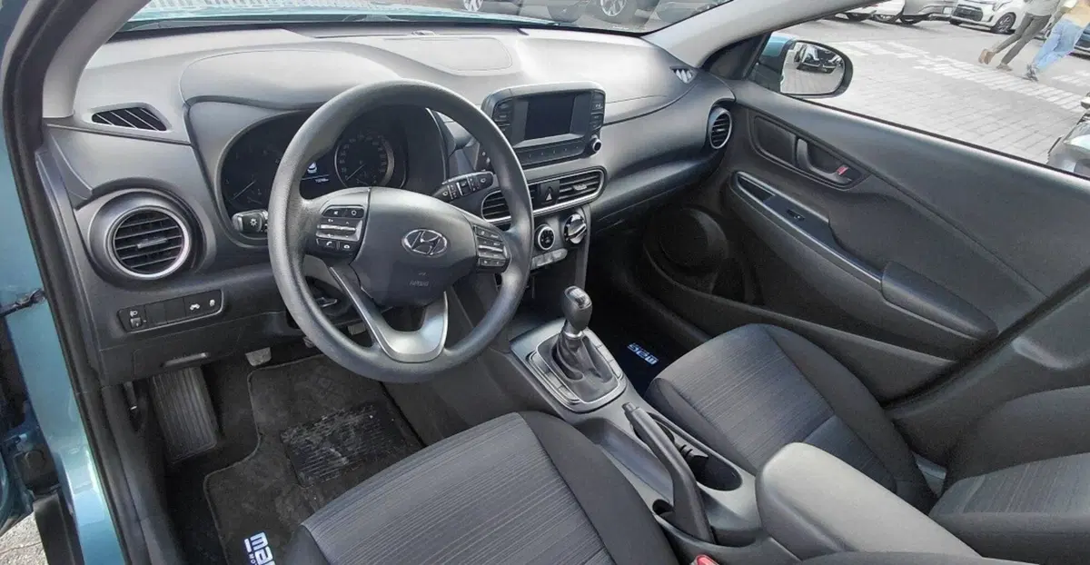 Hyundai Kona usata a Cosenza (9)