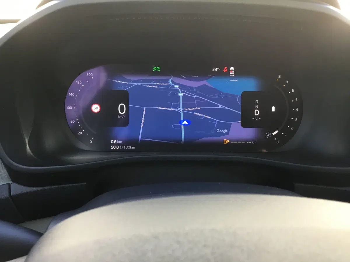 Volvo XC40 usata a Napoli (14)