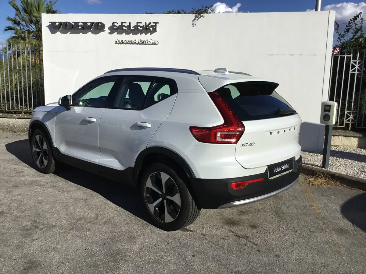 Volvo XC40 usata a Napoli (2)