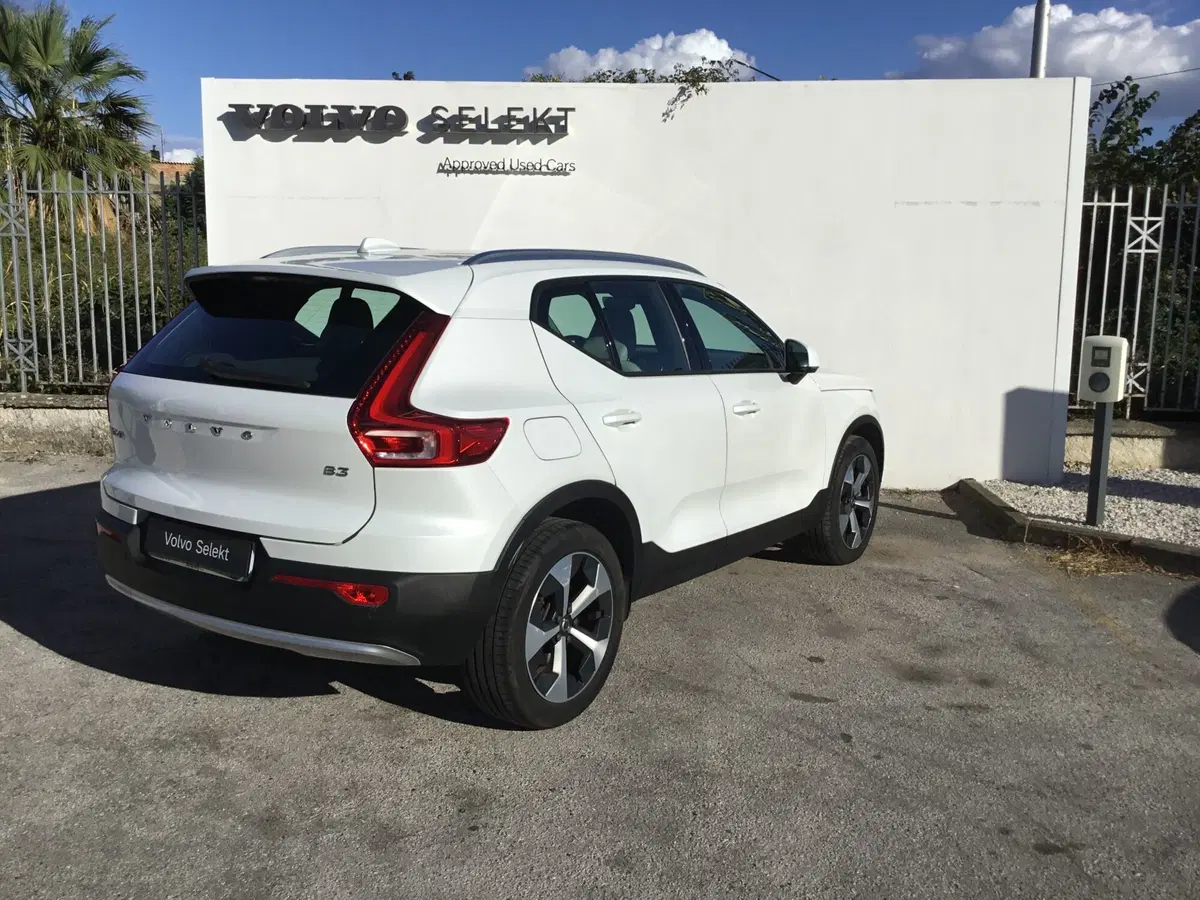 Volvo XC40 usata a Napoli (3)