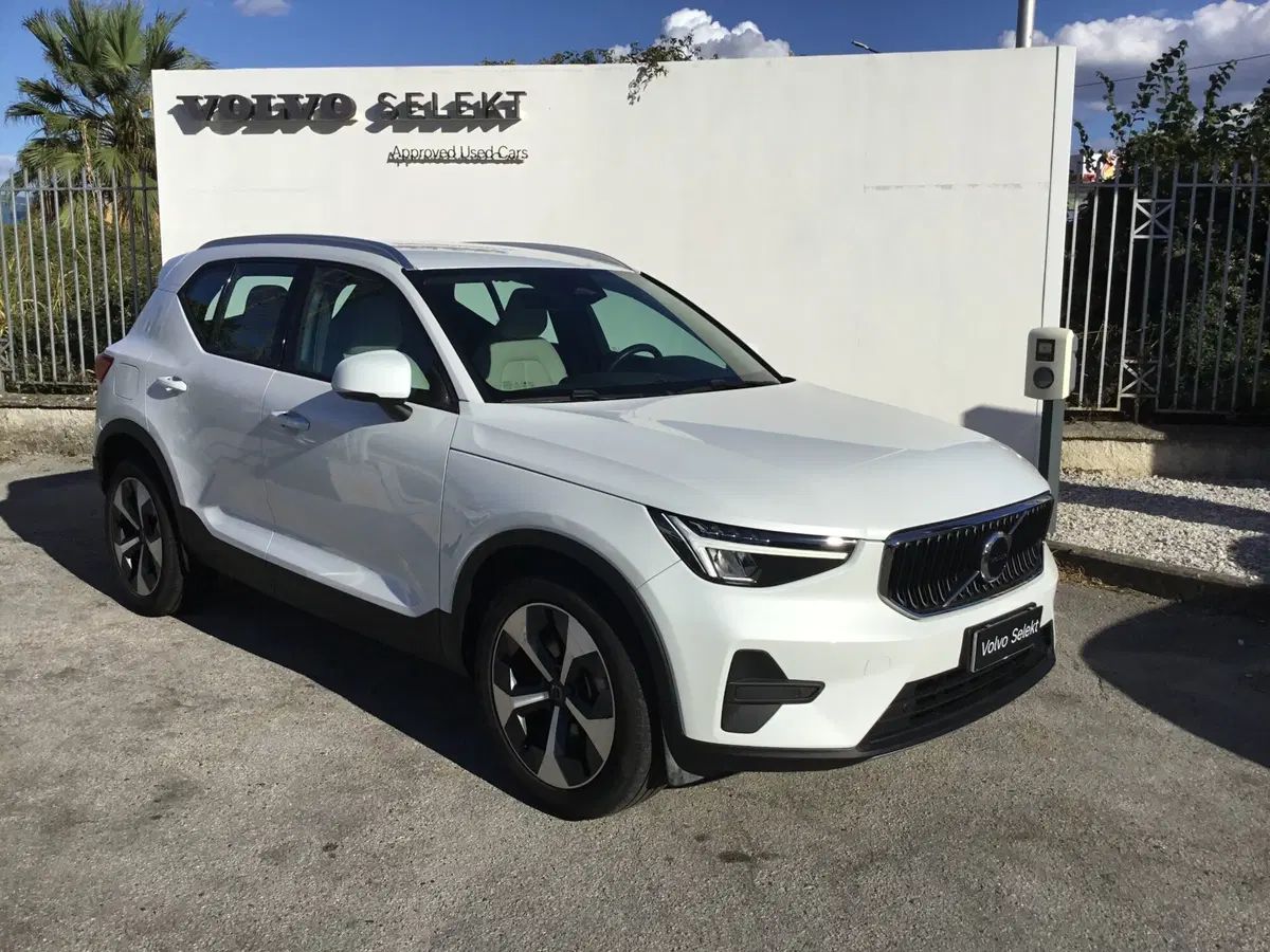 Volvo XC40 usata a Napoli (4)