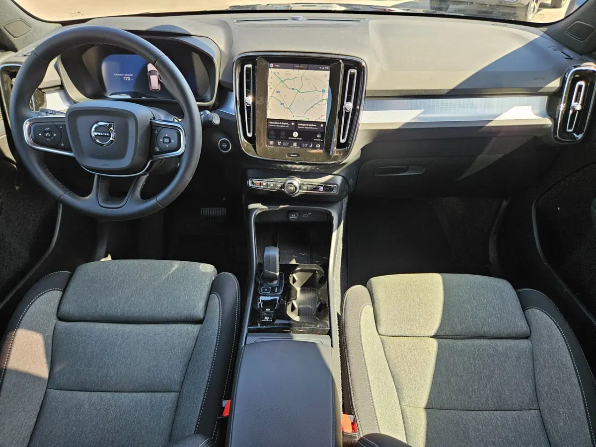 Volvo XC40 usata a Napoli (4)