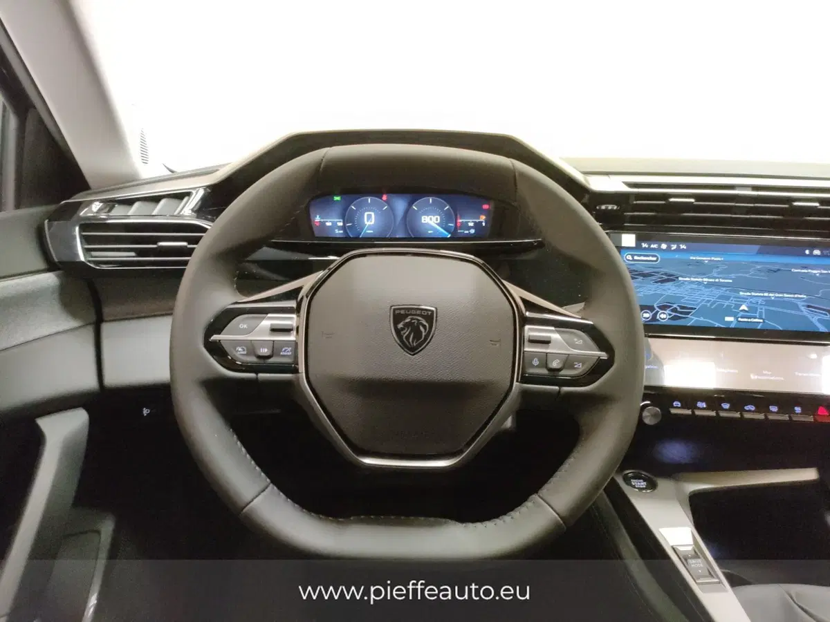 Peugeot 308 SW nuova a Ascoli Piceno (17)