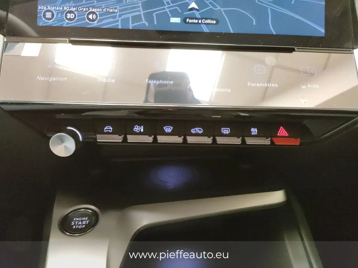 Peugeot 308 SW nuova a Ascoli Piceno (20)