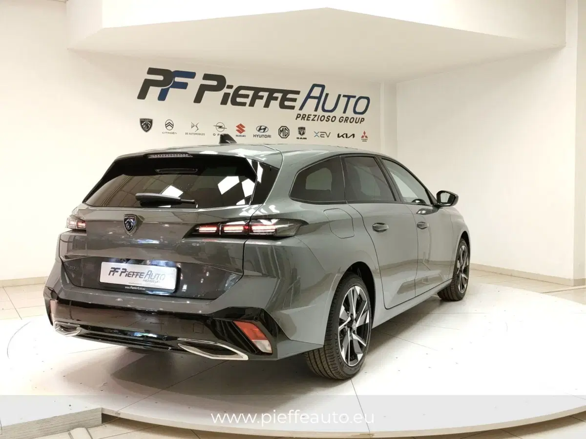 Peugeot 308 SW nuova a Ascoli Piceno (4)