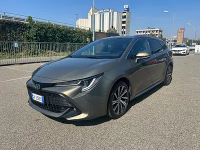 Toyota Corolla Touring Sports 1.8 Hybrid Style del 2022 usata a Piacenza