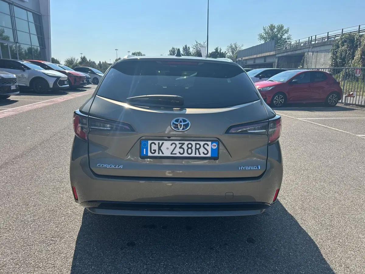Toyota Corolla Touring Sports usata a Piacenza (10)