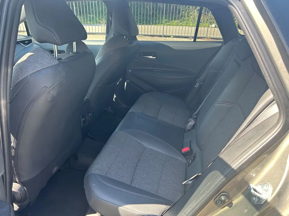 Toyota Corolla Touring Sports usata a Piacenza (11)