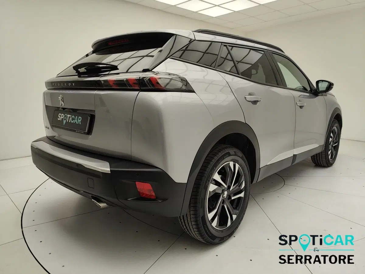 Peugeot 2008 usata a Como (5)