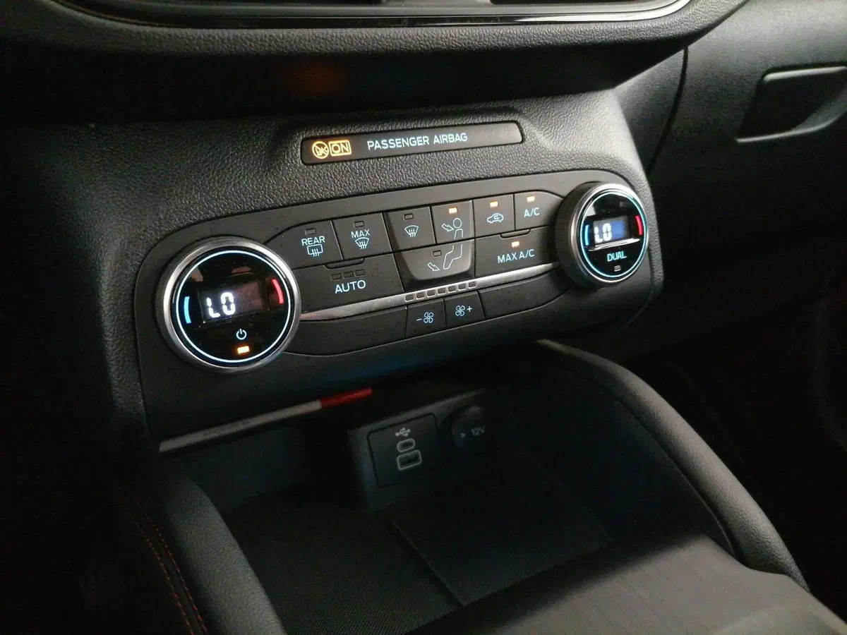 Ford Kuga usata a Roma (15)