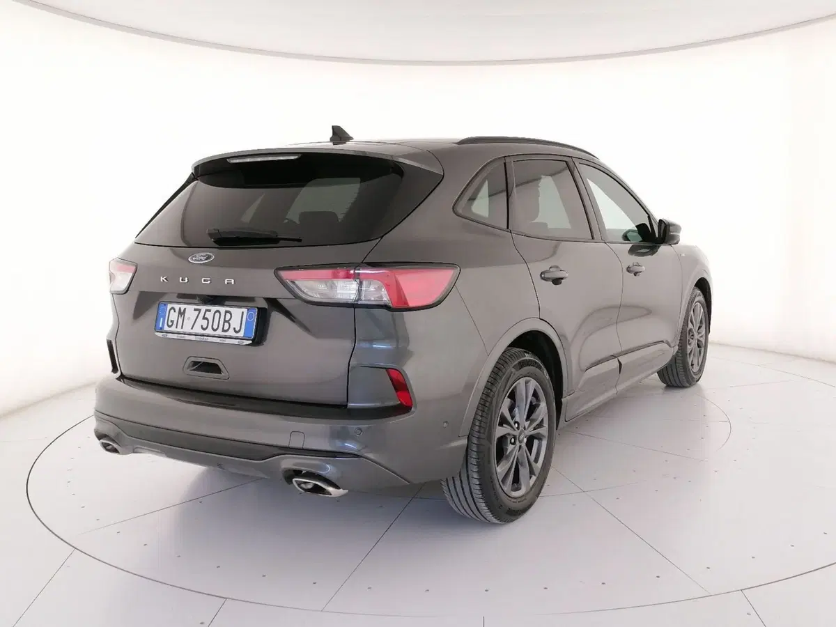 Ford Kuga usata a Roma (2)