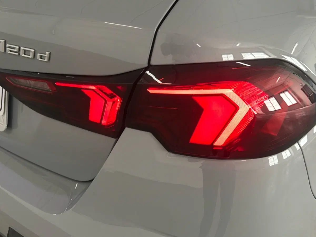 BMW Serie 1 nuova a Torino (7)