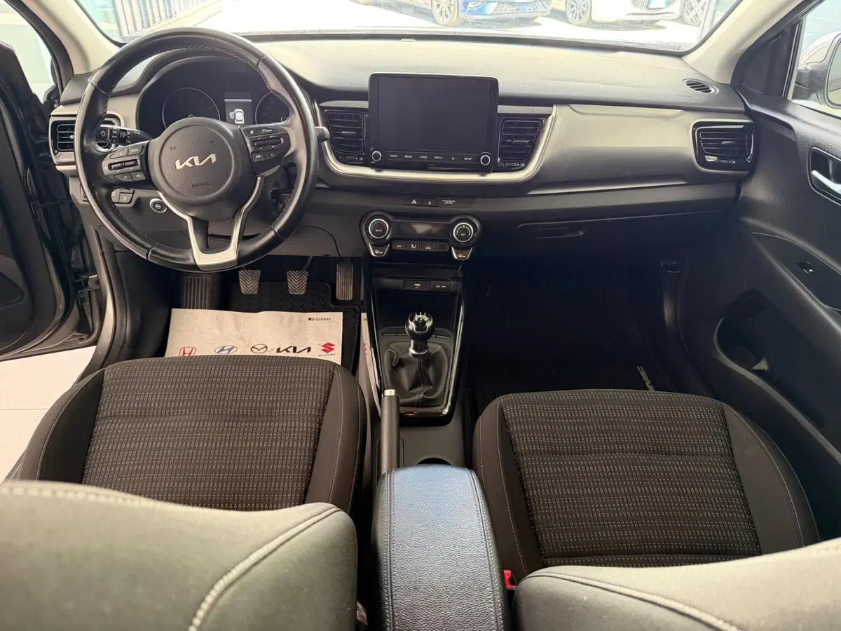 Kia Stonic usata a Napoli (10)