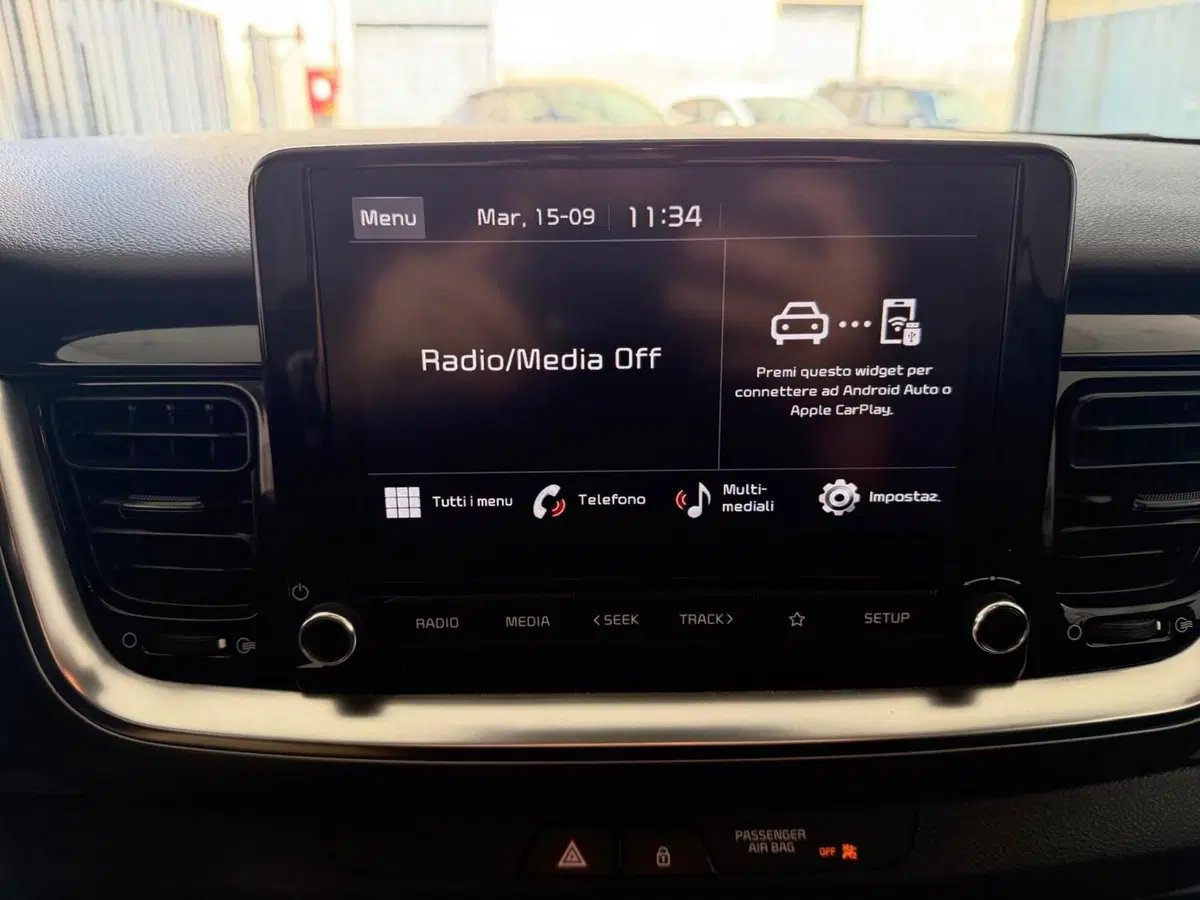 Kia Stonic usata a Napoli (14)
