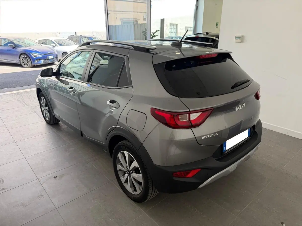 Kia Stonic usata a Napoli (5)