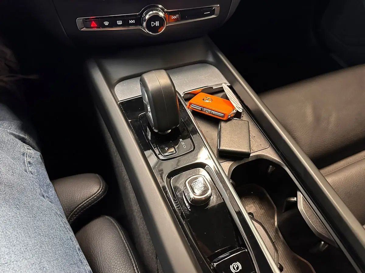 Volvo V60 Cross Country usata a Cuneo (10)
