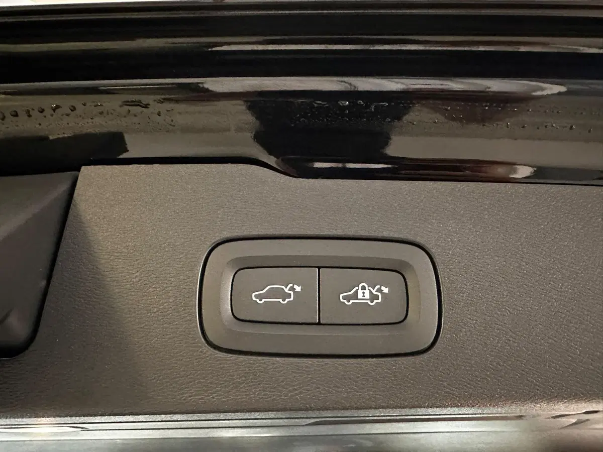 Volvo V60 Cross Country usata a Cuneo (18)